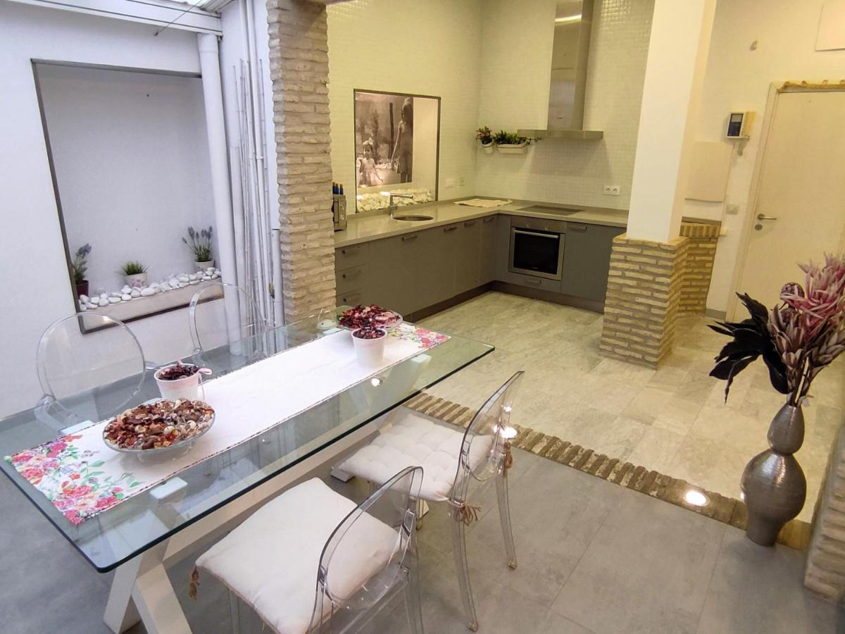 Apartamento Un Jardin En La Alfalfa - Kainga Homes เซบีญา ภายนอก รูปภาพ
