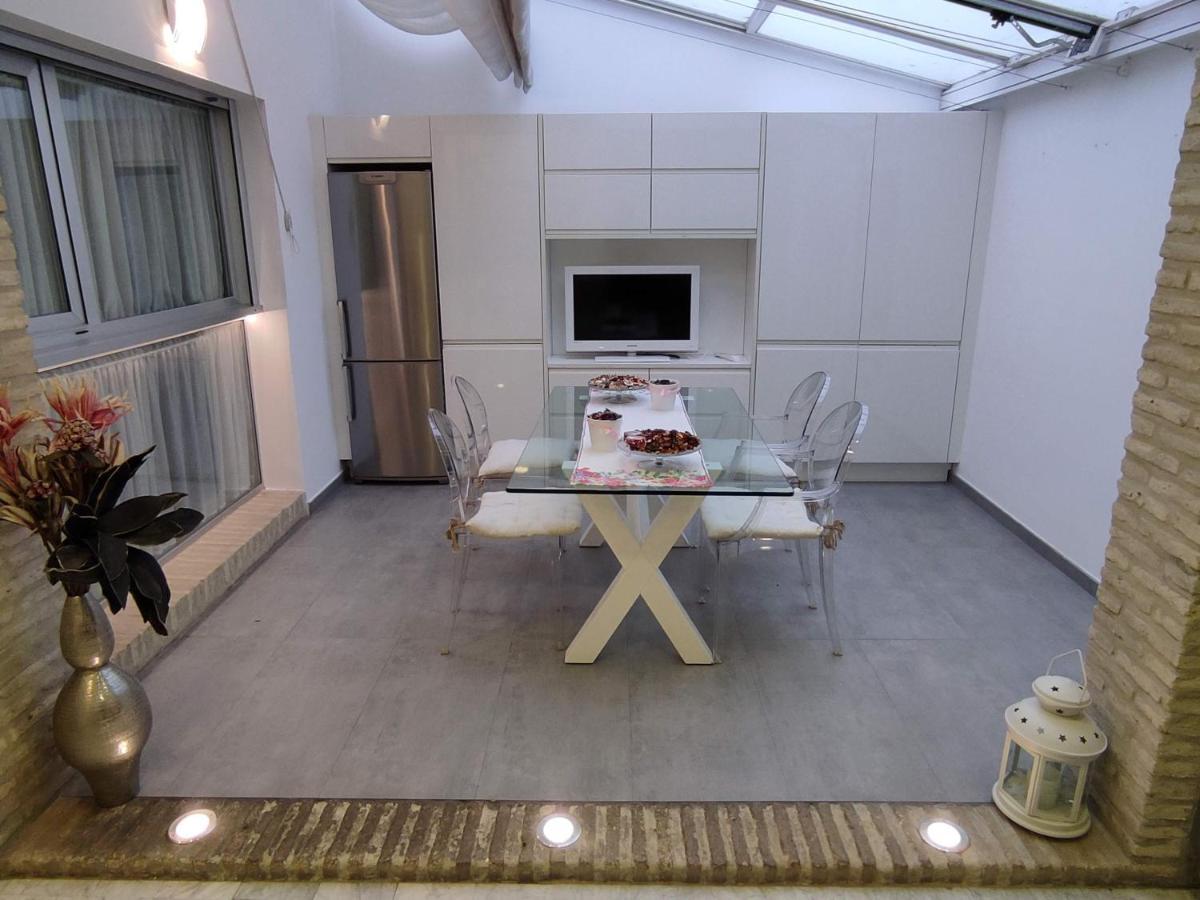 Apartamento Un Jardin En La Alfalfa - Kainga Homes เซบีญา ภายนอก รูปภาพ